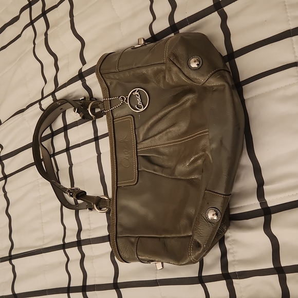 Coach shoulder bag - Picture 2 of 9